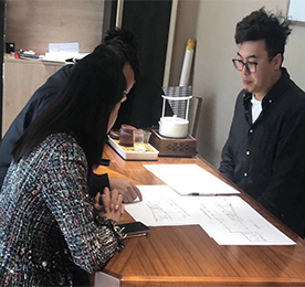 江苏尊龙官方装饰工程有限公司始终秉承“客户第一”的服务宗旨，坚持以市场需求为导向，以客户满意为目标，致力打造最优质的工程，为客户提供最佳的产品和服务。