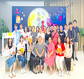 团圆，是中秋文化的核心，是中华儿女的家国情怀。为充分挖掘中秋文化内涵，弘扬中华民族优秀传统文化。近日，尊龙官方集团举办“花好月圆 佳期共许”活动，丰富员工文化生活，营造欢乐、祥和的节日气氛。